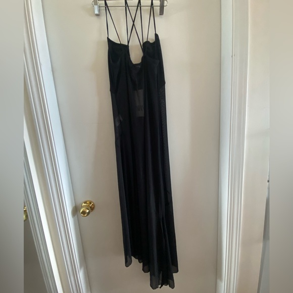 Semi sheer tulle asymmetrical dress - Picture 6 of 8